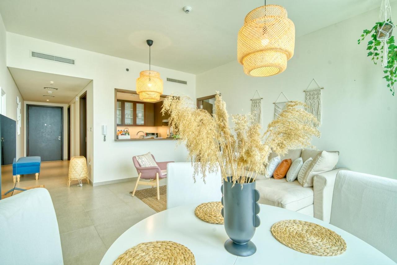 Boho-Chic Cosy 1Br, Minutes To Burj Khalifa Apartment Dubai Ngoại thất bức ảnh