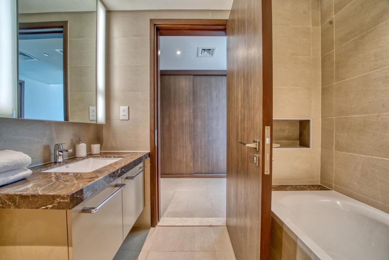 Boho-Chic Cosy 1Br, Minutes To Burj Khalifa Apartment Dubai Ngoại thất bức ảnh